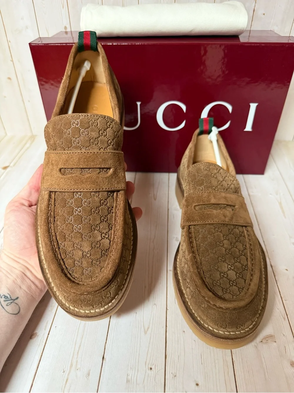 Gucci Luxury Suede Microguccissima Loafers Nocciola Brown Sz 8.5G / 9US